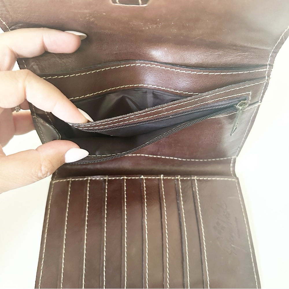 Patricia Nash Colli Flap Trifold Wallet Florence Brown Tooled Leather P32777 - Picture 9 of 15
